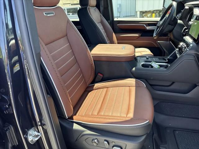 2026 GMC Sierra 3500HD Crew Cab, Long Bed, Denali Ultimate Dual Rear Wheel, 4WD