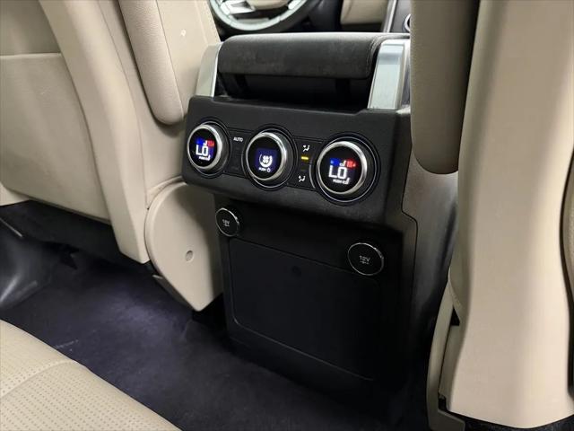 2020 Land Rover Discovery Landmark Edition