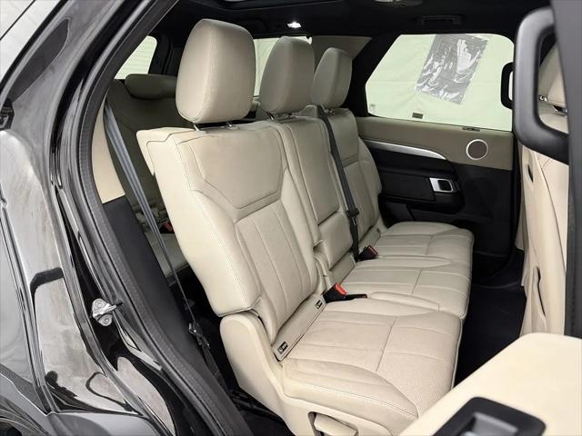 2020 Land Rover Discovery Landmark Edition