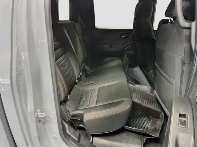 2024 Nissan Frontier Crew Cab PRO-4X 4x4