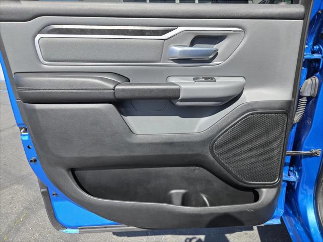 2020 Ram 1500 Big Horn Crew Cab 4x4 5'7" Box