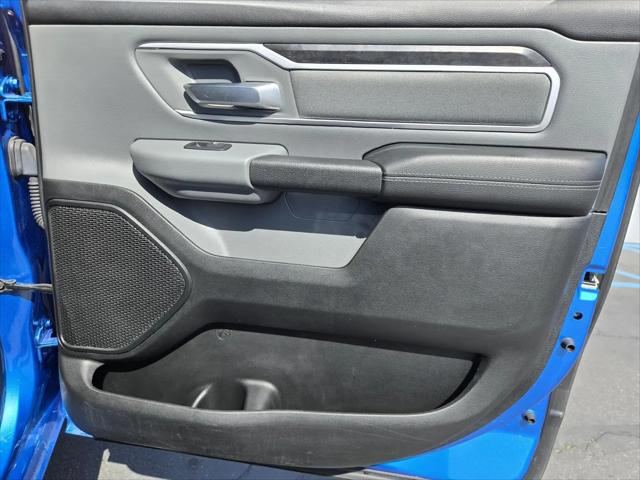 2020 Ram 1500 Big Horn Crew Cab 4x4 5'7" Box