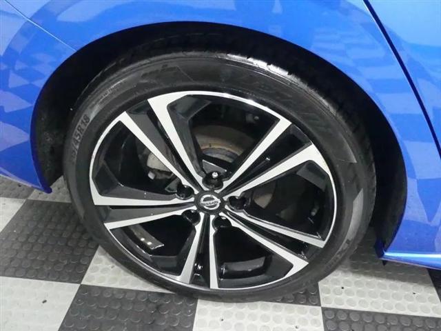 2021 Nissan Sentra SR Xtronic CVT