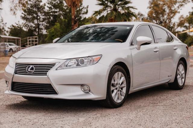 2013 Lexus ES 300h 300h