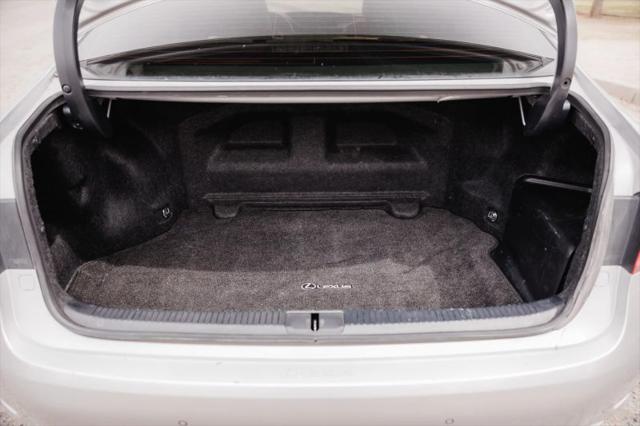 2013 Lexus ES 300h 300h