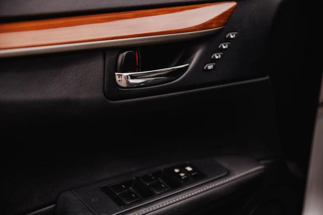 2013 Lexus ES 300h 300h