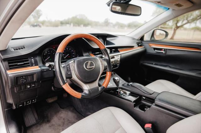 2013 Lexus ES 300h 300h