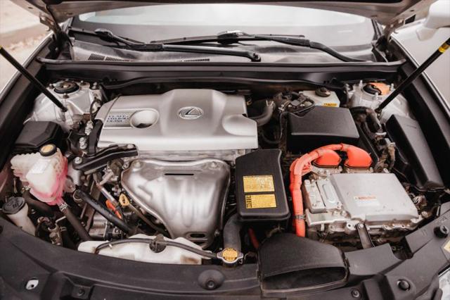 2013 Lexus ES 300h 300h