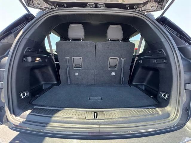 2024 Jeep Grand Cherokee L Laredo 4x2