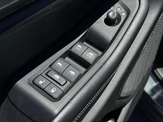2024 Jeep Grand Cherokee L Laredo 4x2