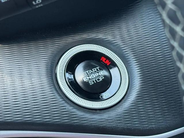 2024 Jeep Grand Cherokee L Laredo 4x2