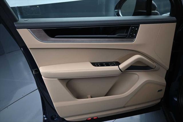2026 Porsche Cayenne Unknown