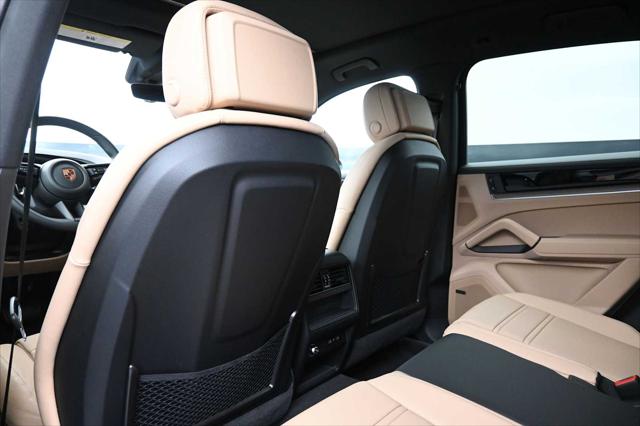 2026 Porsche Cayenne Unknown