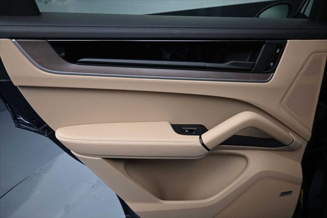 2026 Porsche Cayenne Unknown