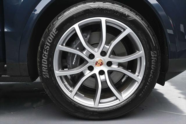 2026 Porsche Cayenne Unknown