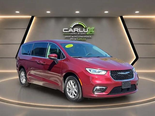 2023 Chrysler Pacifica Touring L for sale in Fort Myers, FL