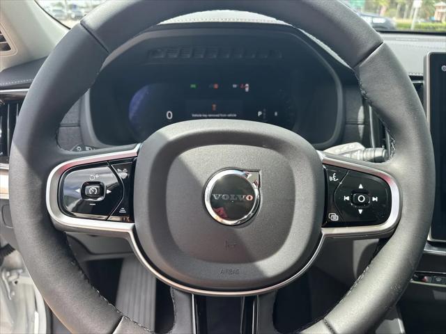 2026 Volvo XC90 Plus, B6 AWD Gas mild hybrid, Gasoline, Bright, 7 Seats