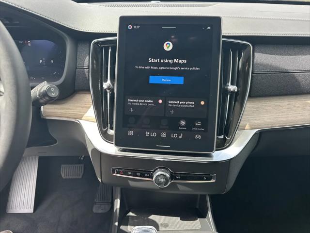 2026 Volvo XC90 Plus, B6 AWD Gas mild hybrid, Gasoline, Bright, 7 Seats
