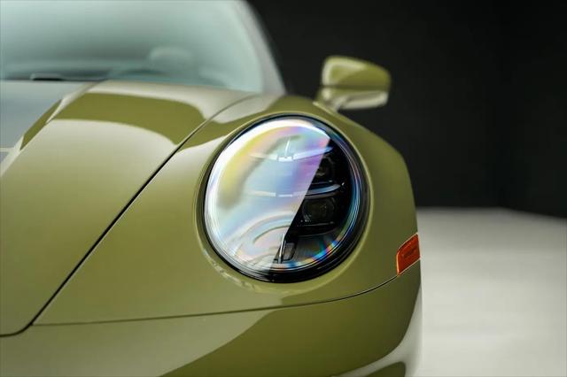 2026 Porsche 911 Carrera GTS Cabriolet