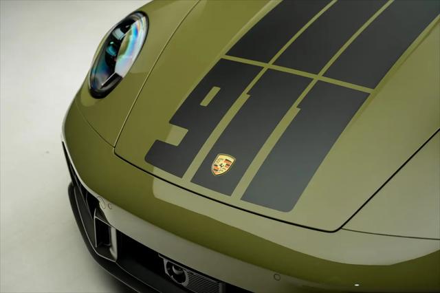 2026 Porsche 911 Carrera GTS Cabriolet