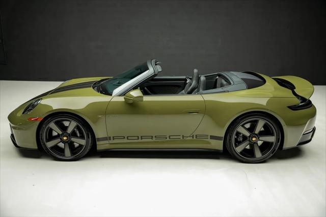 2026 Porsche 911 Carrera GTS Cabriolet