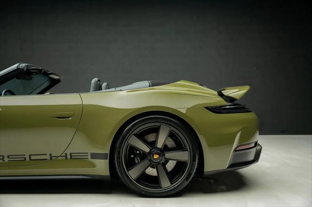 2026 Porsche 911 Carrera GTS Cabriolet