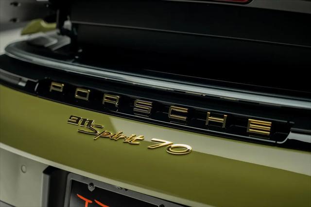 2026 Porsche 911 Carrera GTS Cabriolet