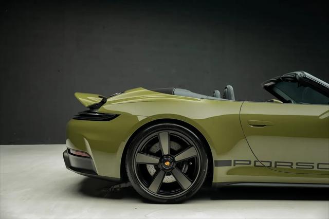 2026 Porsche 911 Carrera GTS Cabriolet