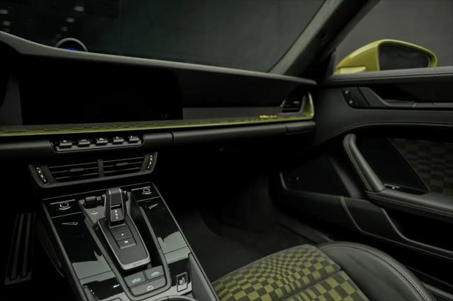 2026 Porsche 911 Carrera GTS Cabriolet