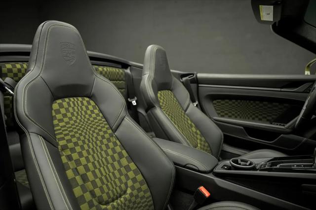 2026 Porsche 911 Carrera GTS Cabriolet