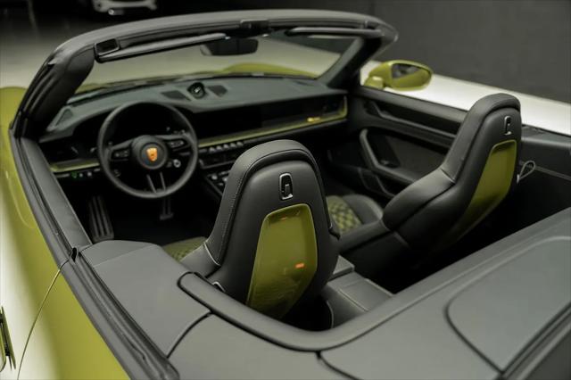 2026 Porsche 911 Carrera GTS Cabriolet