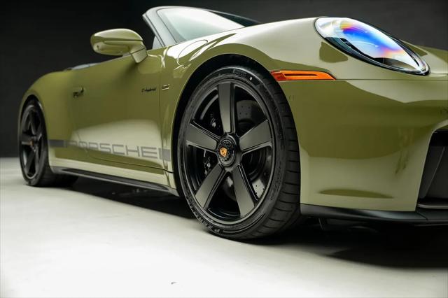2026 Porsche 911 Carrera GTS Cabriolet