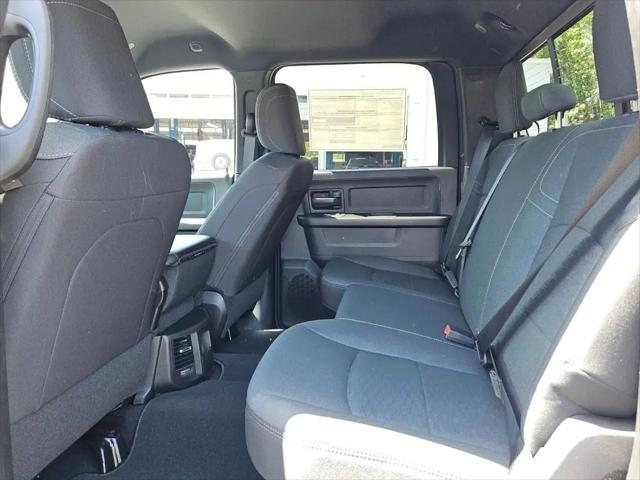 2026 Ram 2500 Black Express Crew Cab 4x2 6'4" Box