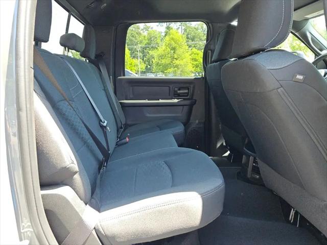 2026 Ram 2500 Black Express Crew Cab 4x2 6'4" Box