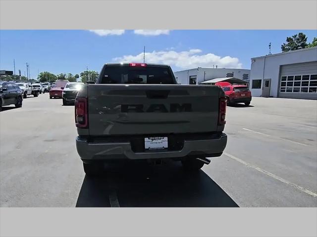 2026 Ram 2500 Black Express Crew Cab 4x2 6'4" Box