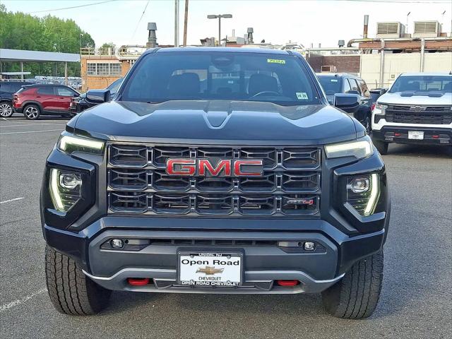 2023 GMC Canyon 4WD Crew Cab Short Box AT4