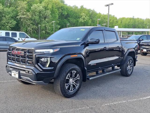 2023 GMC Canyon 4WD Crew Cab Short Box AT4