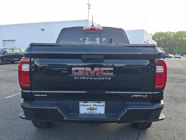 2023 GMC Canyon 4WD Crew Cab Short Box AT4