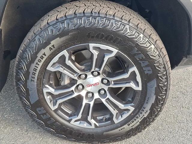 2023 GMC Canyon 4WD Crew Cab Short Box AT4
