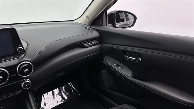 2020 Nissan Sentra SV Xtronic CVT