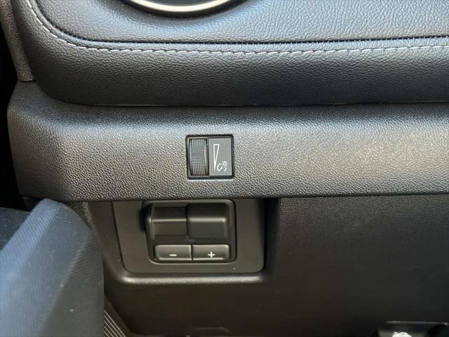 2026 Chevrolet Colorado LT, 4WD