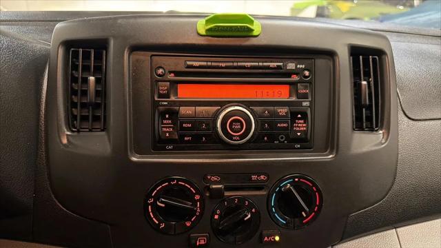 2017 Nissan NV200 SV
