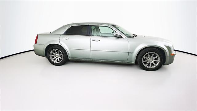 2005 Chrysler 300 4dr Sdn 300C *Ltd Avail*