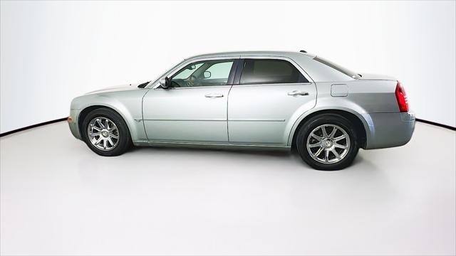 2005 Chrysler 300 4dr Sdn 300C *Ltd Avail*