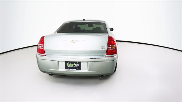 2005 Chrysler 300 4dr Sdn 300C *Ltd Avail*
