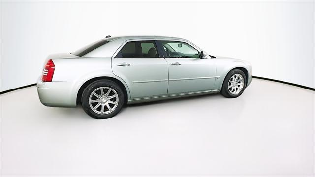 2005 Chrysler 300 4dr Sdn 300C *Ltd Avail*