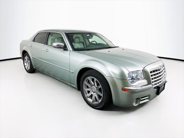 2005 Chrysler 300 4dr Sdn 300C *Ltd Avail*