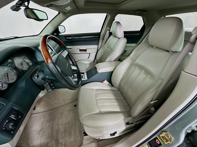 2005 Chrysler 300 4dr Sdn 300C *Ltd Avail*