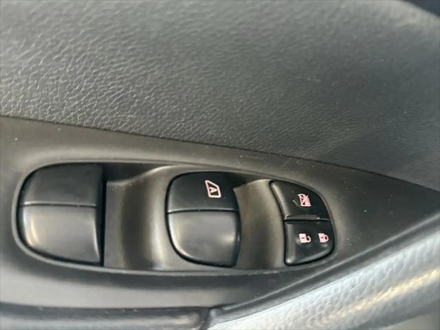 2020 Nissan Rogue Sport S FWD Xtronic CVT