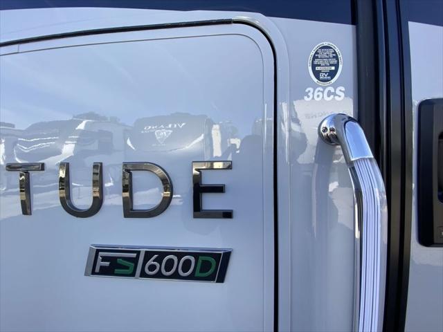 2026 Ford 600 36CS